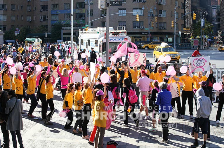 WMSCOG, World Mission Society Church of God, Chruch of God, Yellow shirts, cheering, volunteering, smile campaign, breast cancer awareness, avon, avon breast cancer walk, pink, fight cancer