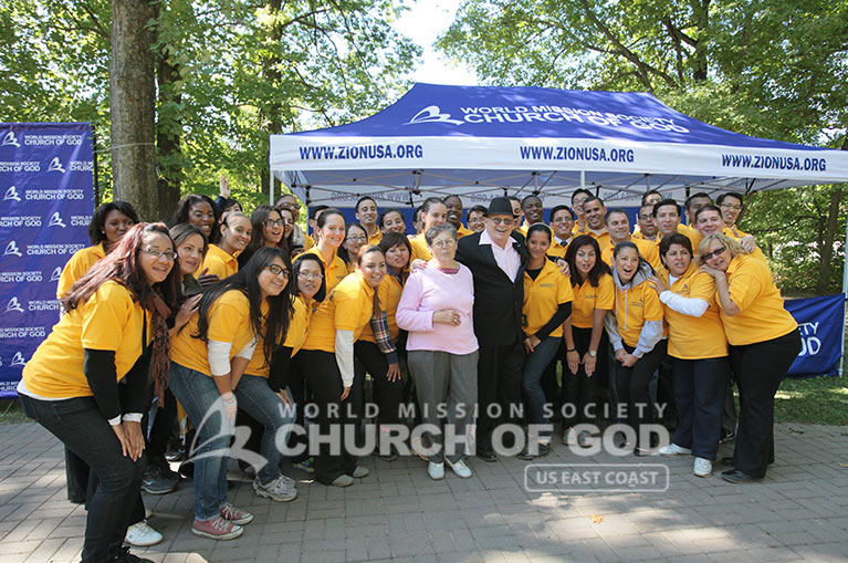 Bergen County Senior Picnic, world mission society church of god, paramus, board of chosen freeholders, senior citizens, chris christie, hurricane sandy, yellow shirts,