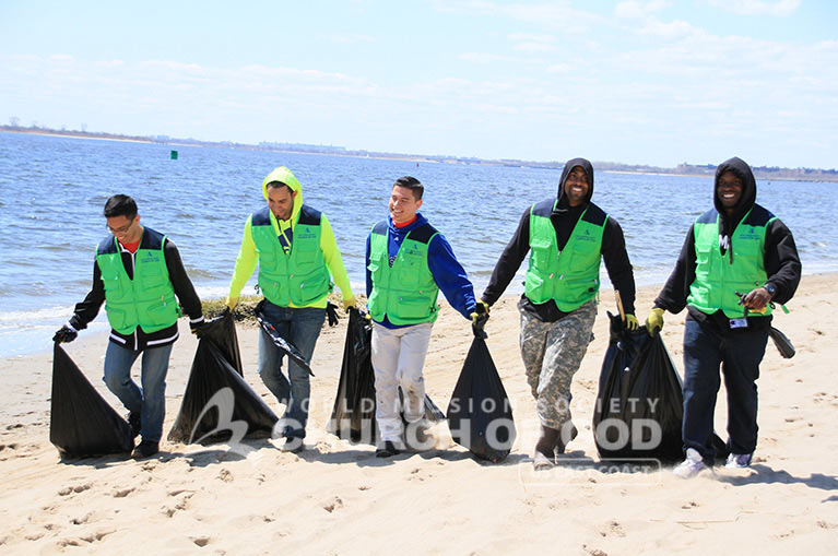 World Mission Society Church of God, WMSCOG, Cleanup, Jamaica Bay, Beach, Environment, Environmental Cleanup, Volunteer, New York, Passover, American Littoral Society
