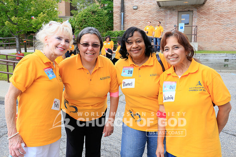 yellow shirt, volunteers