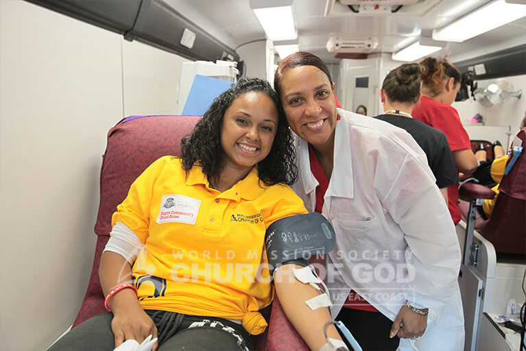 super bowl, mega, blood drive, 2013, host committee, met life stadium, donate blood