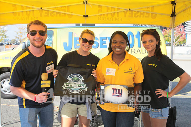 super bowl, mega, blood drive, 2013, host committee, met life stadium, donate blood