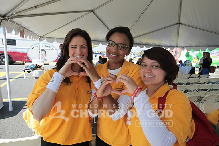 super bowl, mega, blood drive, 2013, host committee, met life stadium, donate blood