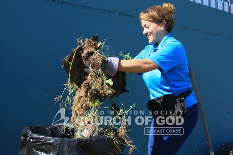 ASEZ, wmscog, world mission society church of god, PR, Puerto Rico, Guaynabo, cleanup, reduce crime, volunteerism, university