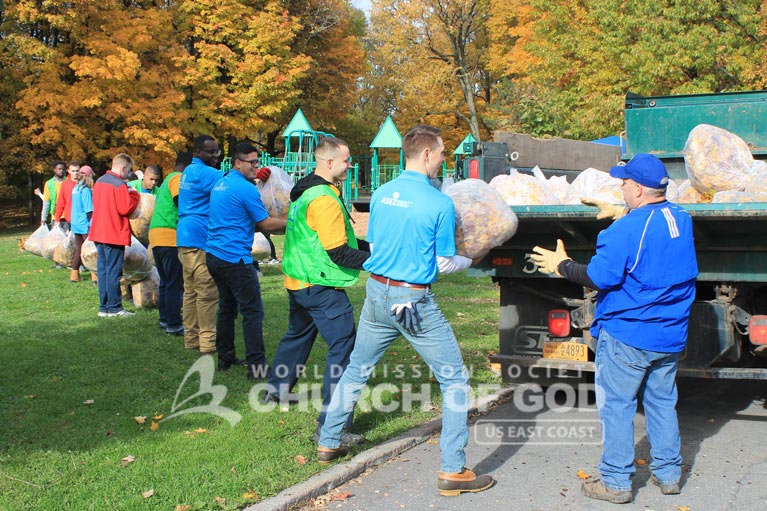 ASEZ, wmscog, world mission society church of god, NY, Syracuse, cleanup, reduce crime, volunteerism, university, Mother's Street, Thornden Park