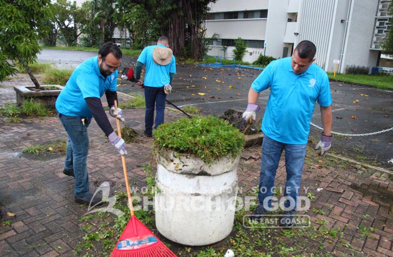 ASEZ, WMSCOG, World Mission Society Church of God, PR, Puerto Rico, University of Puerto Rico, Rio Piedras Campus, cleanup, reduce crime, UPR