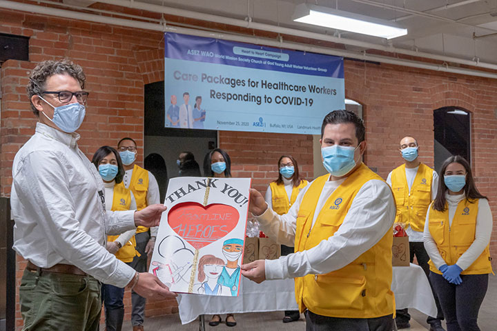 201125 Buffalo Heart to Heart Campaign EVA04094 2 1