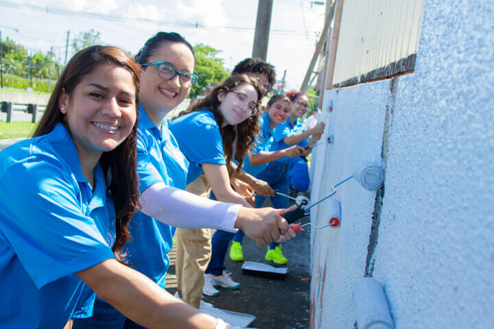 ASEZ Graffiti Removal and Cleanup Interamerican University of Puerto Rico